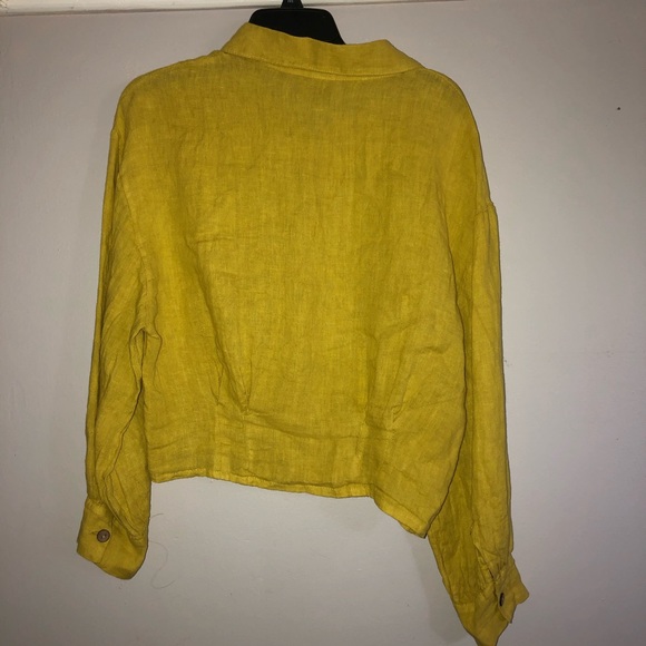 Yellow button down jacket - Picture 2 of 2